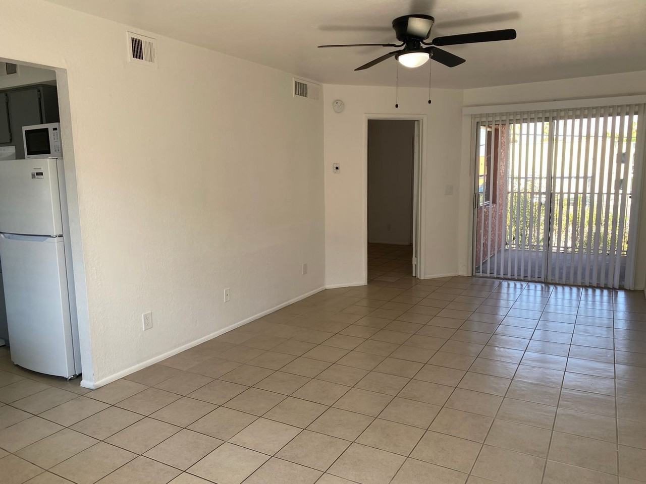 Kelso Apartments - Photo 7 of 19
