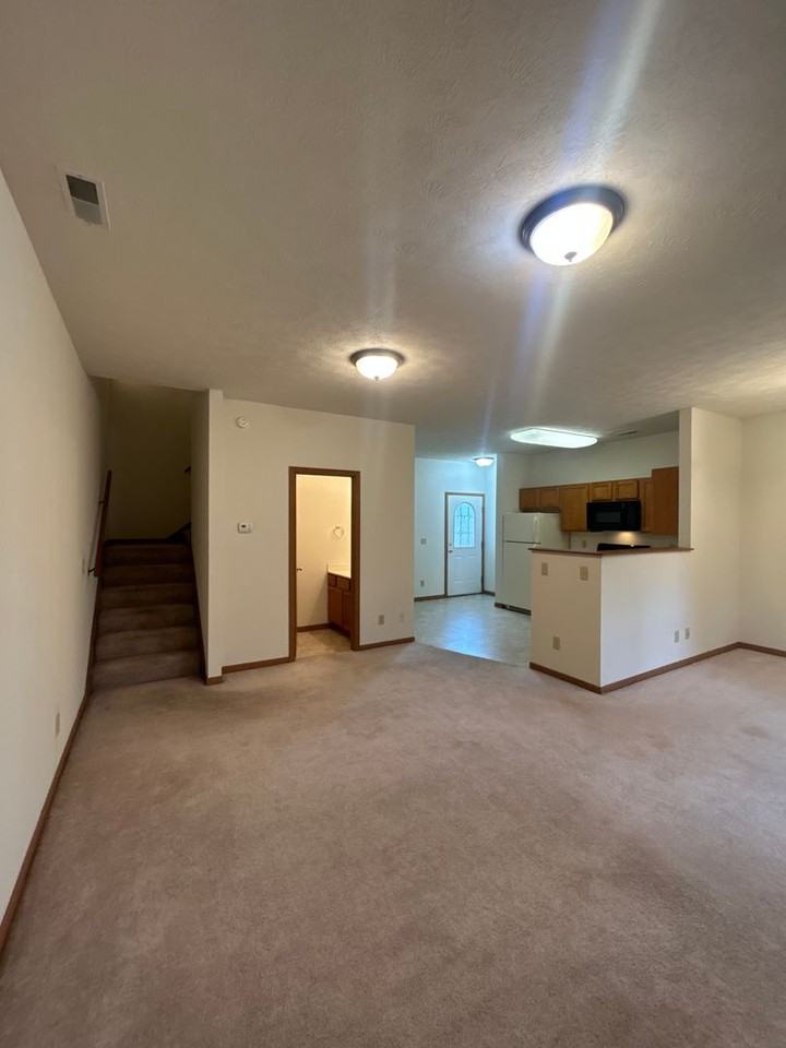 2714 Wyndham Ct - Photo 6 of 20