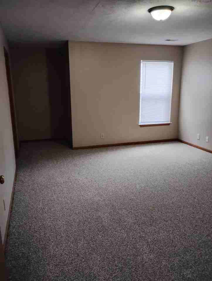 3916 Ledyard St - Photo 3 of 14