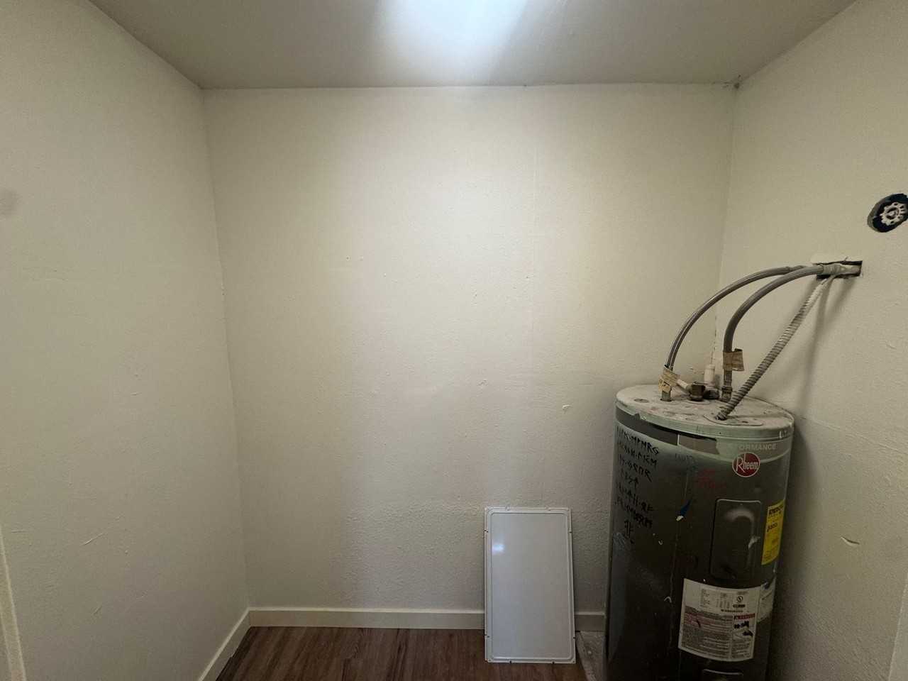 1521 North Maple Street - Photo 7 of 16