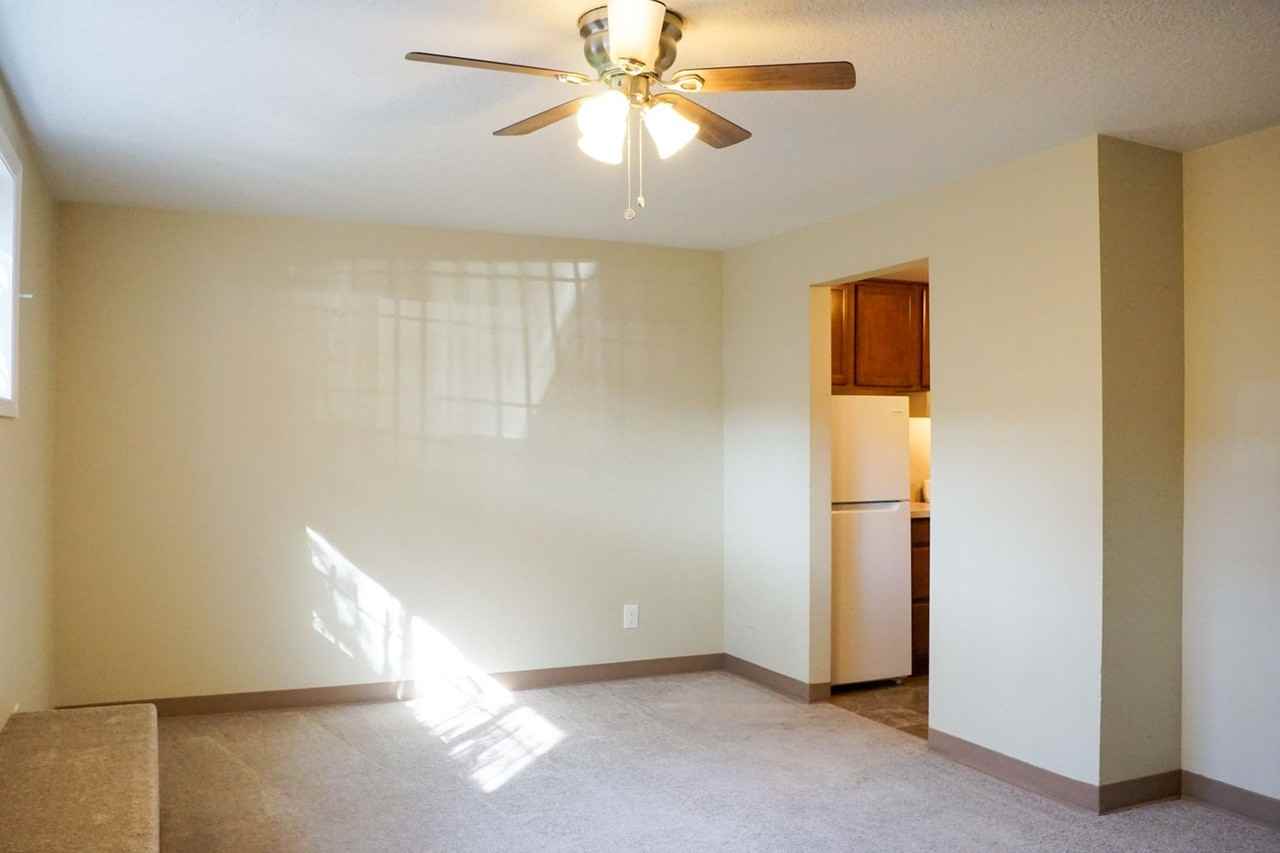 1715 Nw Marshall St #002 - Photo 2 of 10