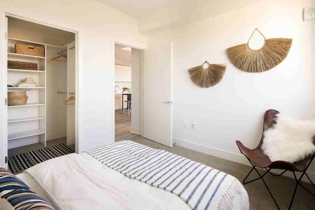 139 S. OCCIDENTAL BLVD - Photo 3 of 26