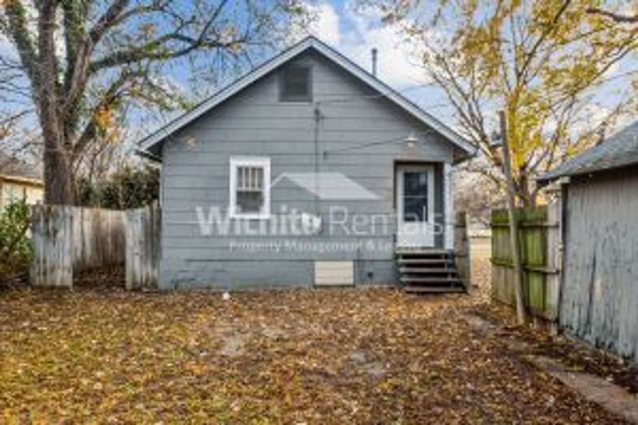 531 S Meridian Ave - Photo 4 of 15