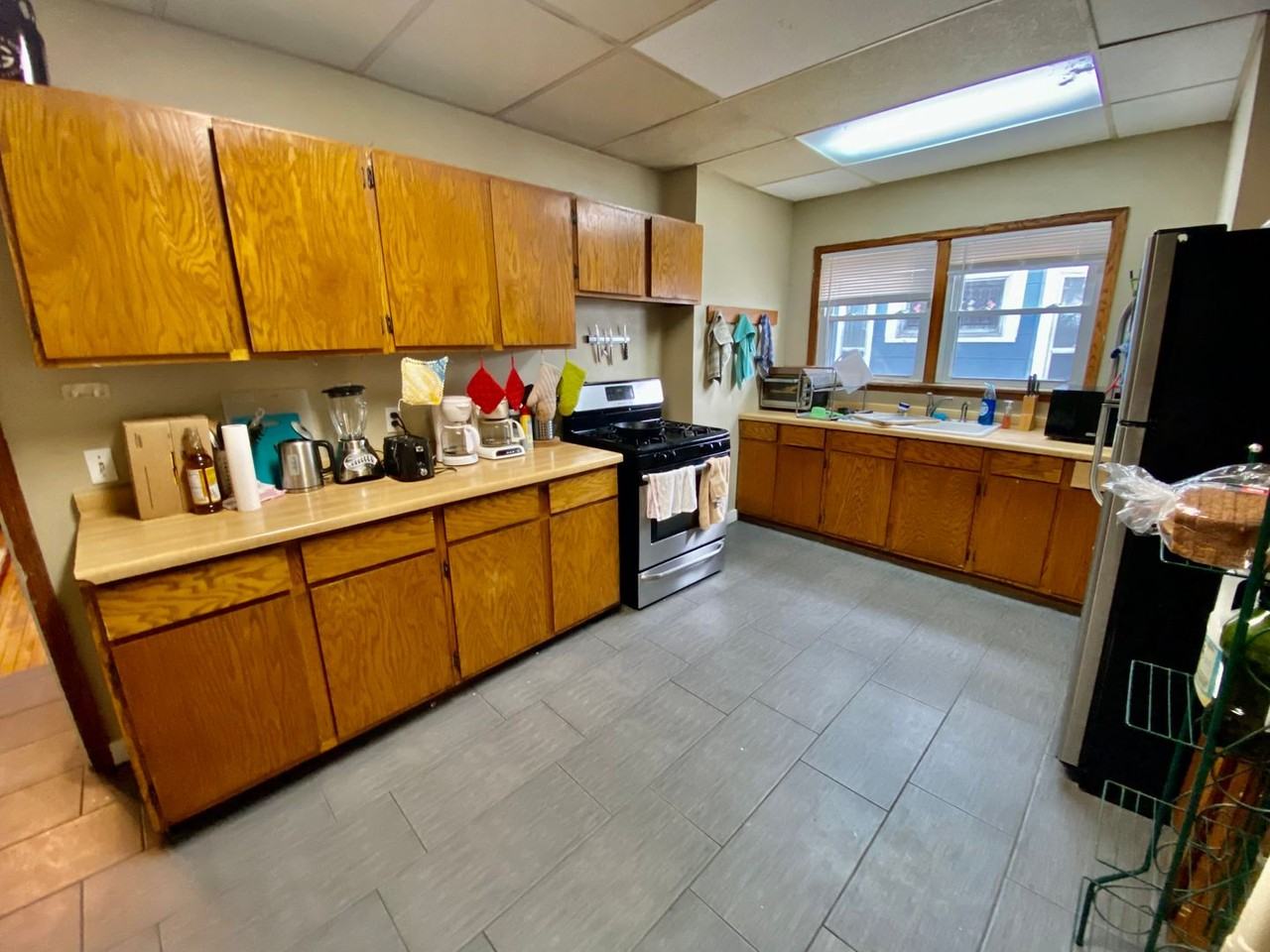 1090 15th Ave Se - Photo 7 of 17