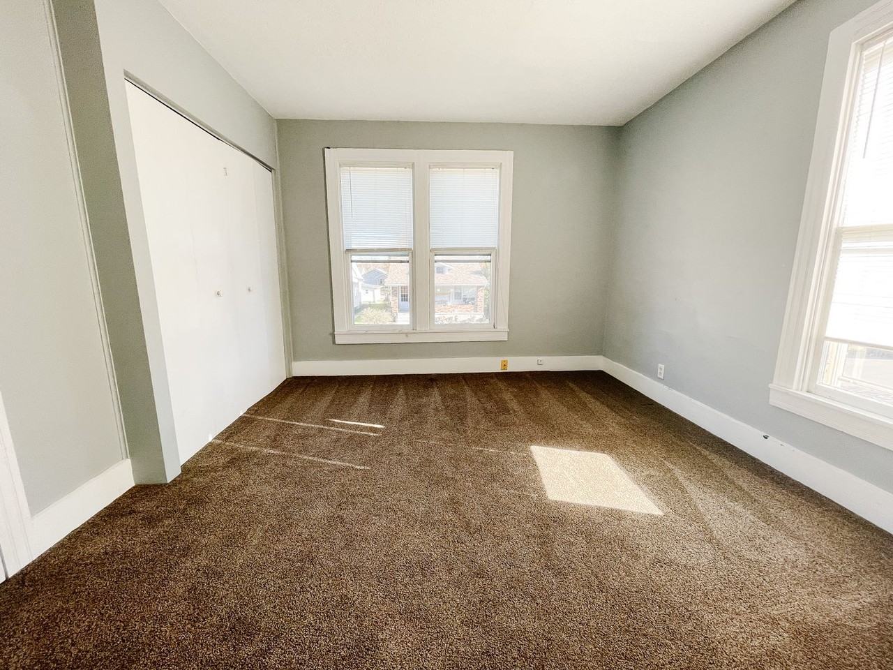 258 Sw 2nd St - Photo 7 of 19