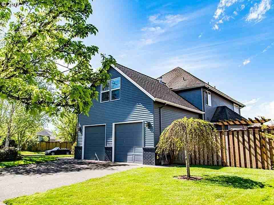 2687 Nw Oak Ridge Dr - Photo 2 of 34