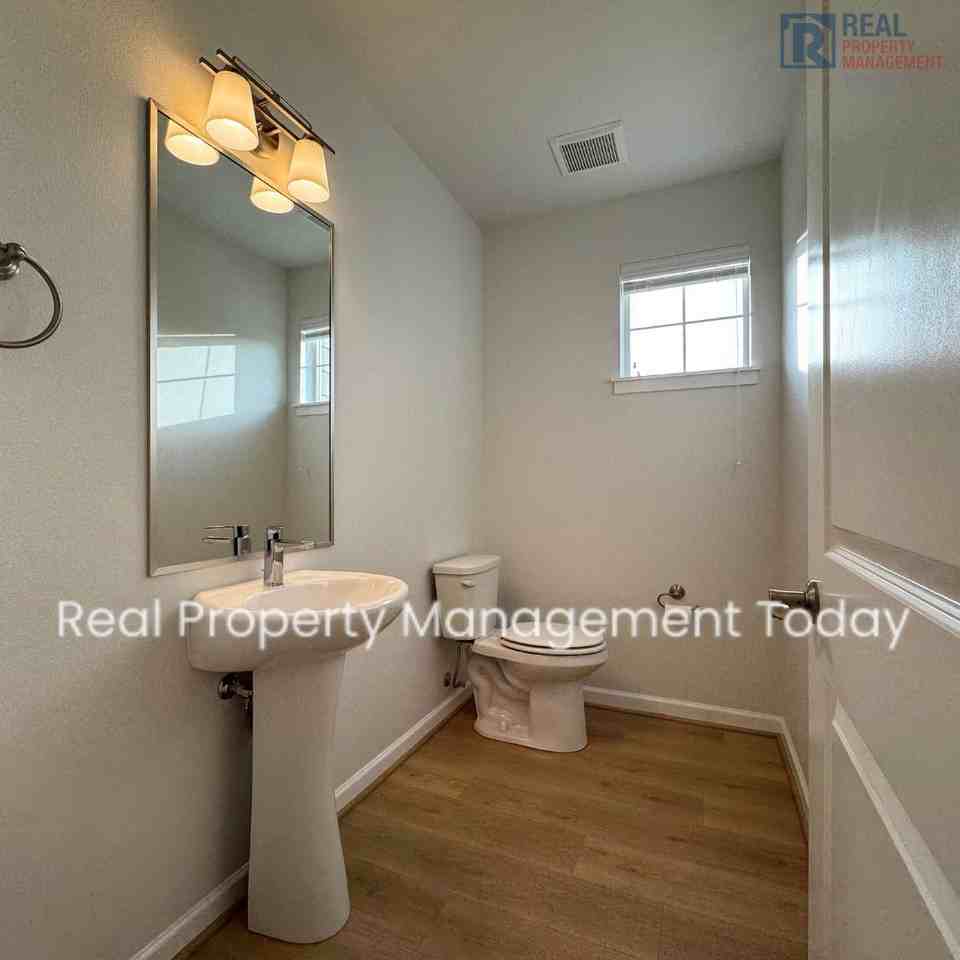 22328 88th Way S #C102 - Photo 6 of 13