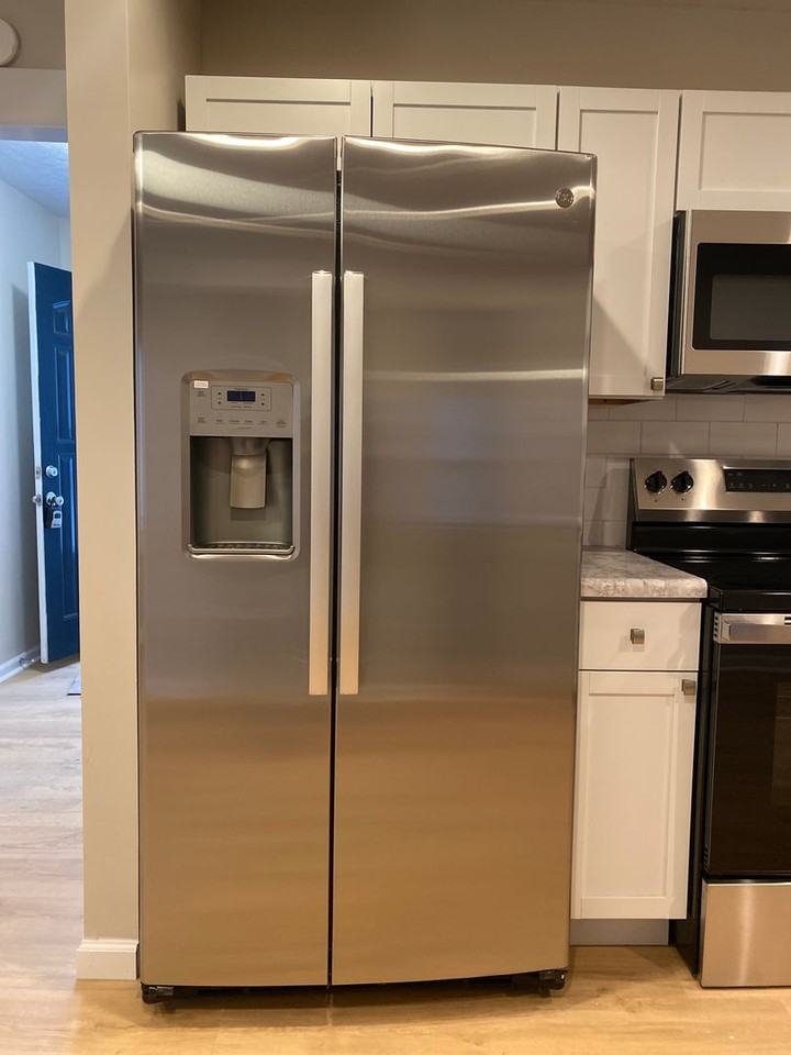 3028 Michael Ave - Photo 2 of 19