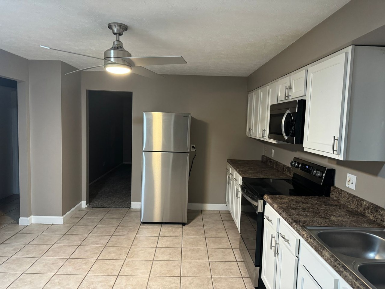 904 904 & 906 Highland Ave - Photo 2 of 10