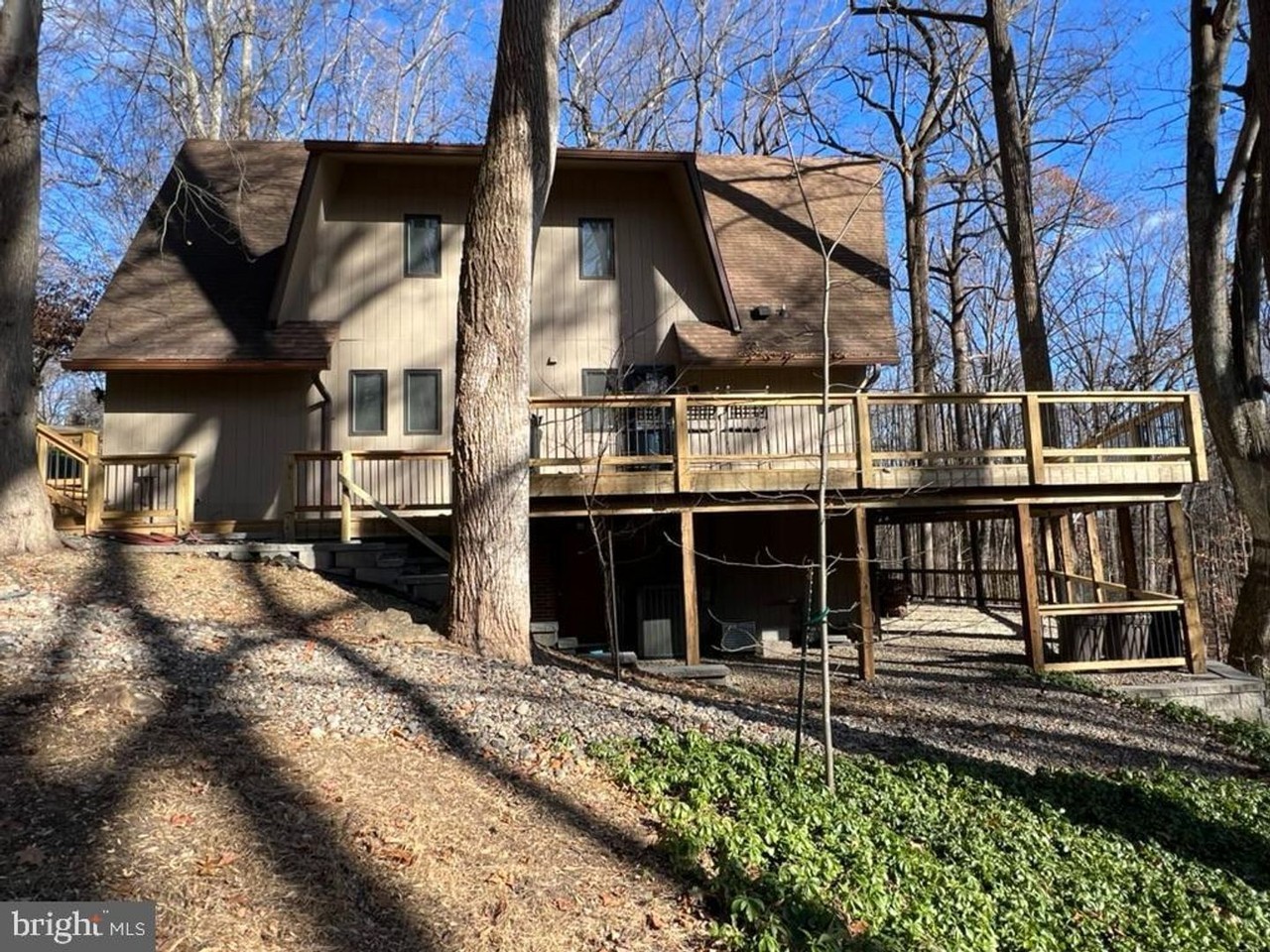 12889 Eagles View Rd - Photo 3 of 45