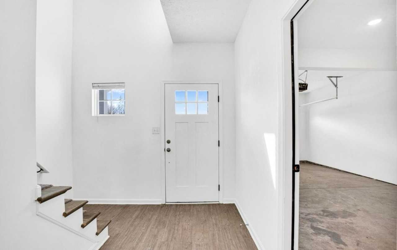 6126 Goalby Dr - Photo 2 of 17