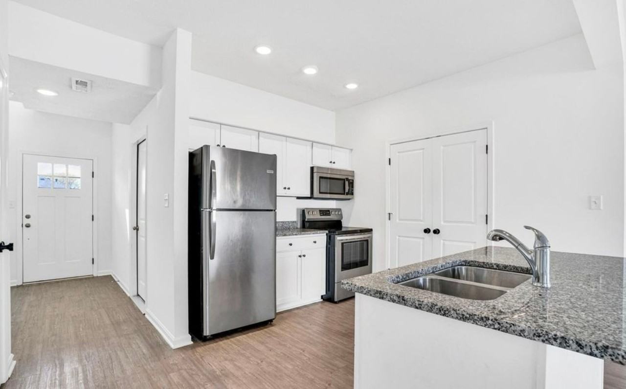 6126 Goalby Dr - Photo 5 of 17