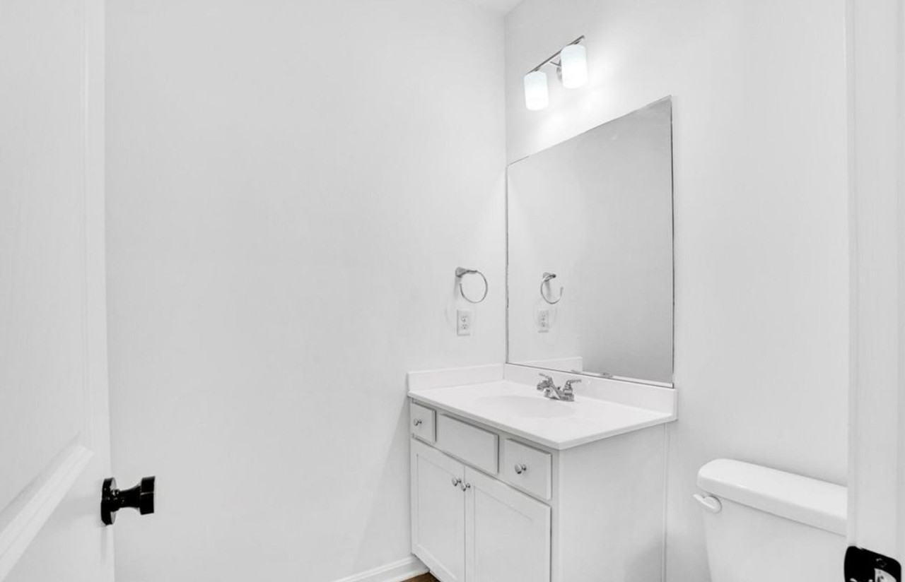 6126 Goalby Dr - Photo 7 of 17