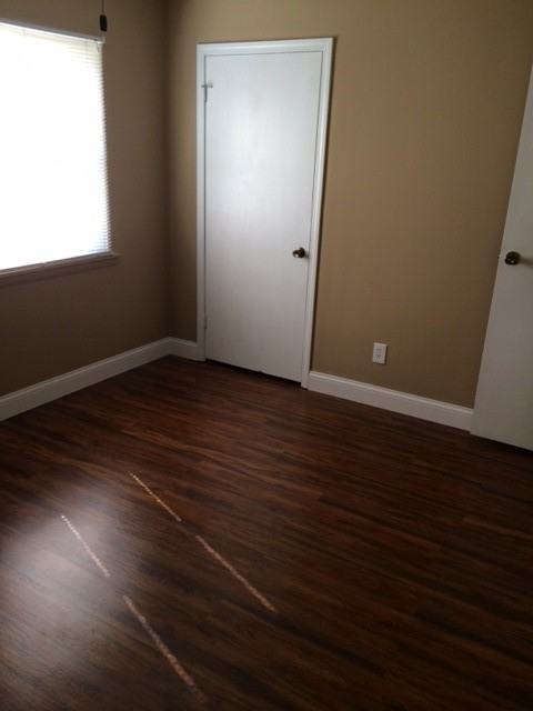 1419 E Market St - Photo 7 of 12