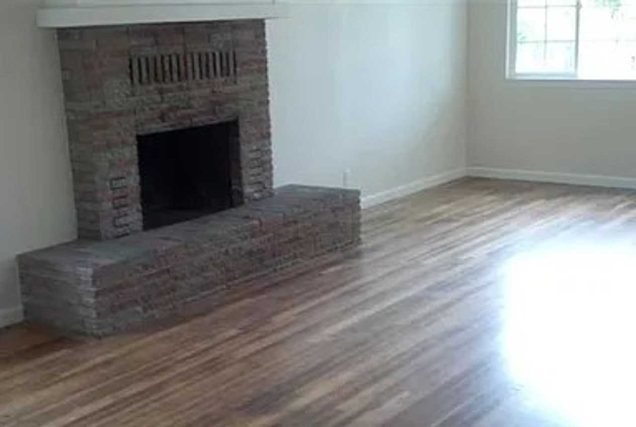 2910 Blue View St - Photo 3 of 6