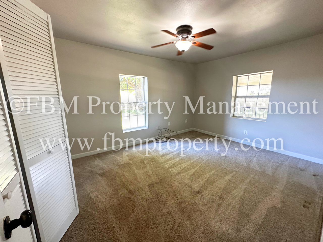 1119 Pluto Rd - Photo 5 of 22