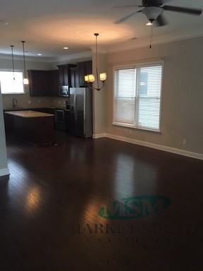 1705 Lincoln St - Photo 3 of 16