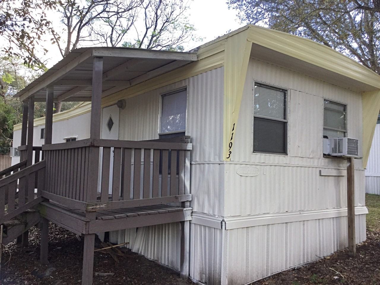 1193 S Christiana Ave - Photo 3 of 13