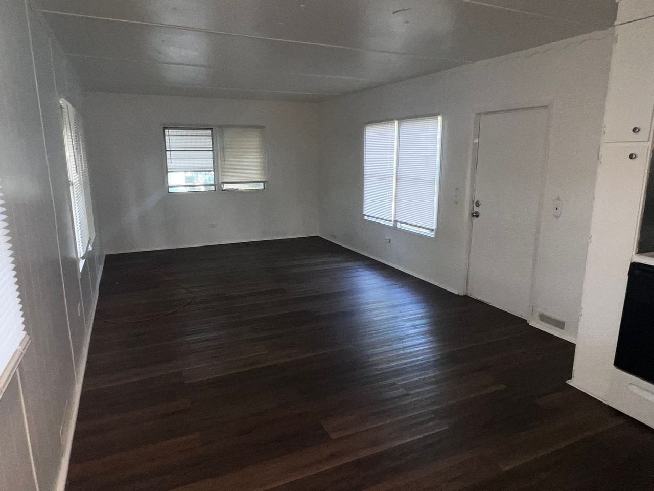 1193 S Christiana Ave - Photo 4 of 13