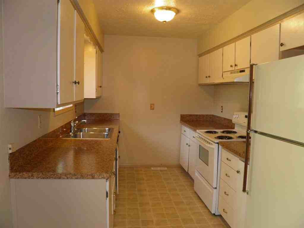 157 Se Craven Rd - Photo 5 of 11