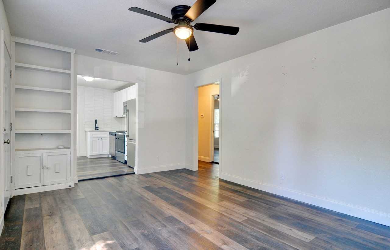 4363 Lisbon St - Photo 6 of 28