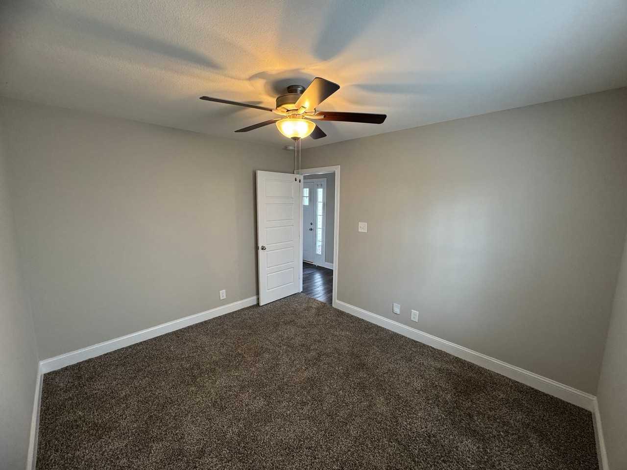 1288 Cardinal Creek Dr - Photo 7 of 22