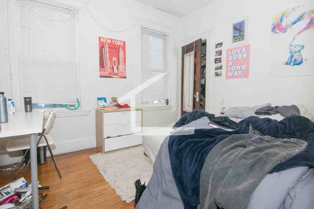 6 Gardner Ter - Photo 3 of 10