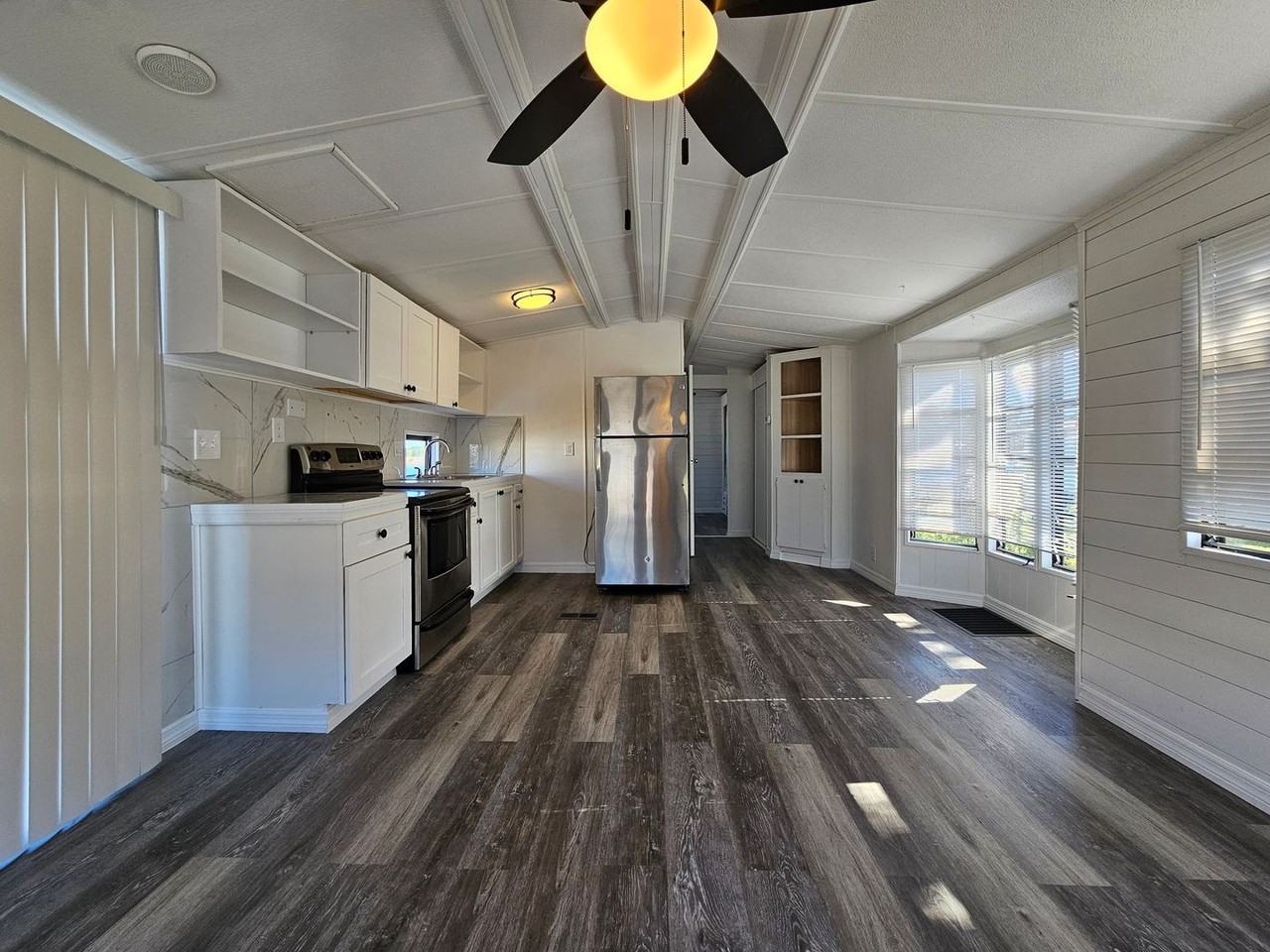 9424 Cougar Dr - Photo 6 of 13