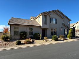 featured image of 1934 E Vacation Ln