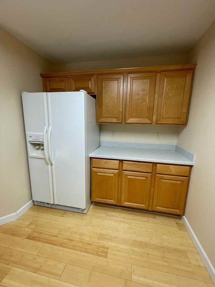 904 Manhattan Dr - Photo 7 of 16