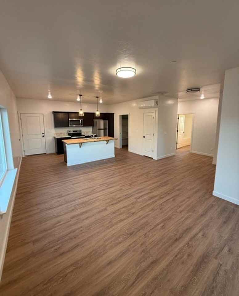 321 & 329 Pheasant Road W - Photo 5 of 17