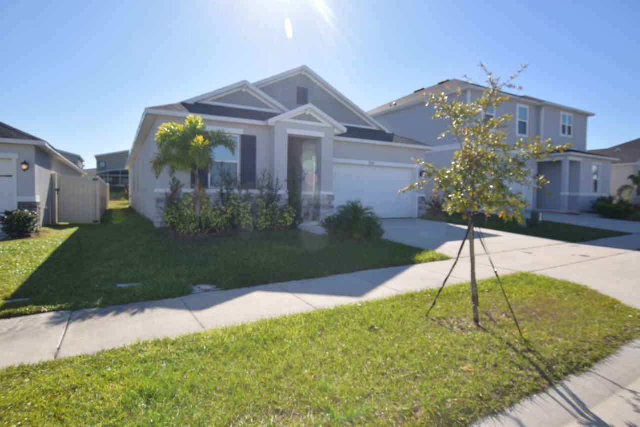 9104 Westside Hills Dr - Photo 3 of 39