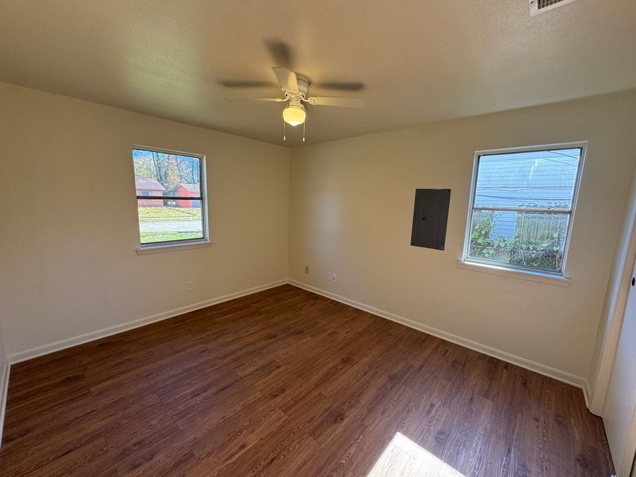 749 Tecumseh Trl - Photo 5 of 9