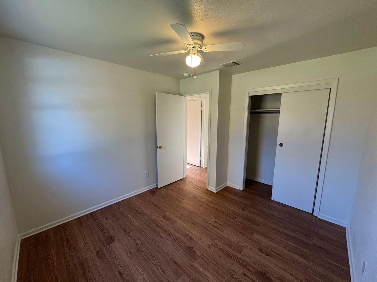 749 Tecumseh Trl - Photo 6 of 9