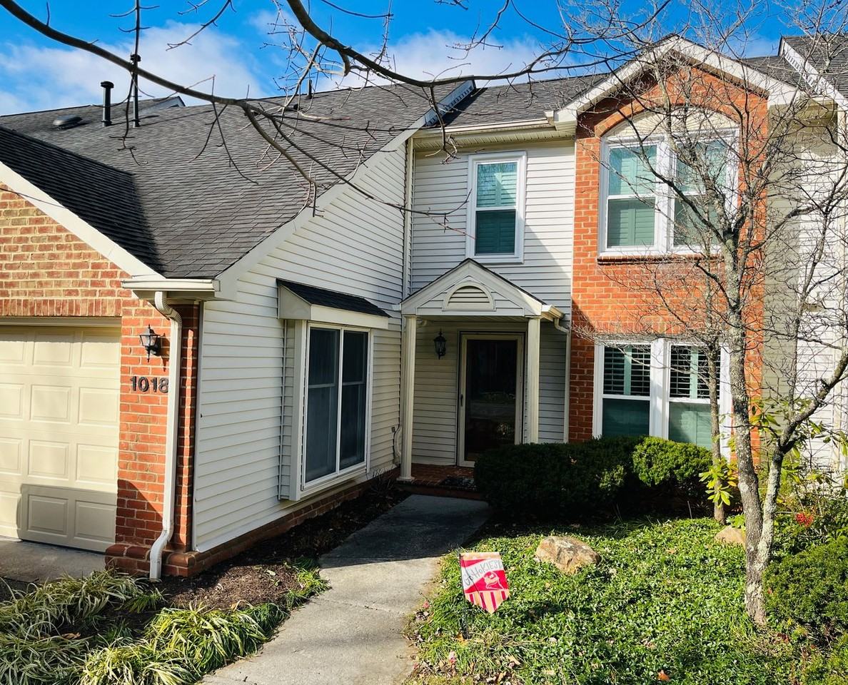 1018 Chateau Ct