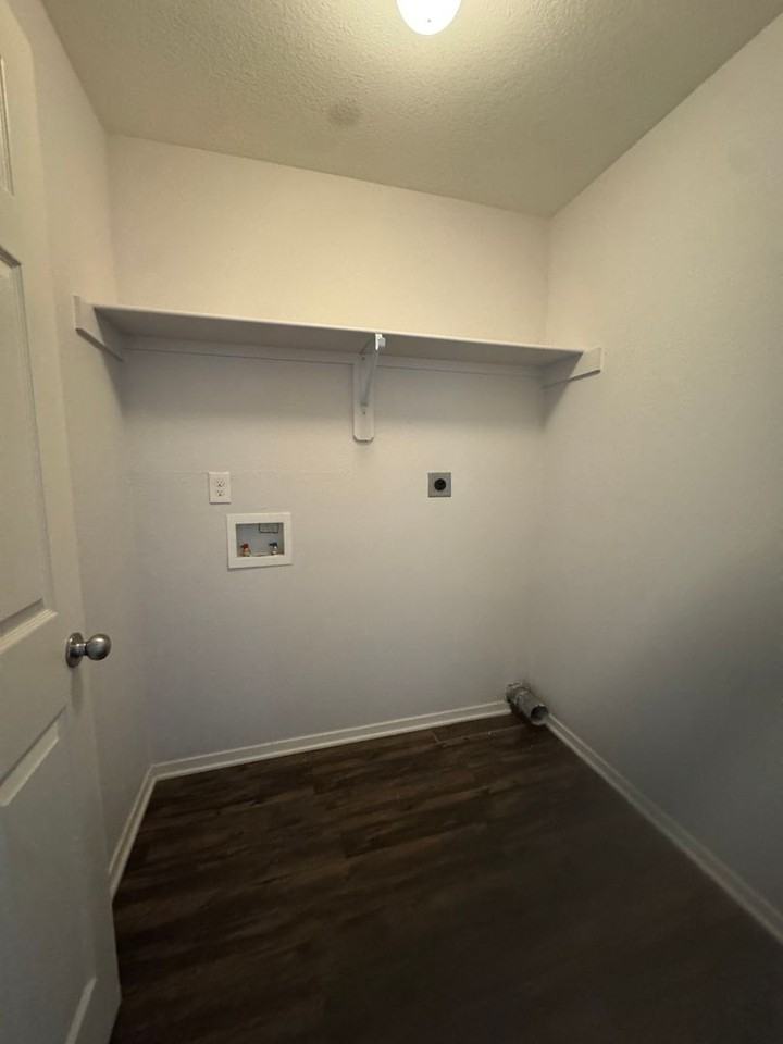 3706 Churchill Dr - Photo 7 of 16