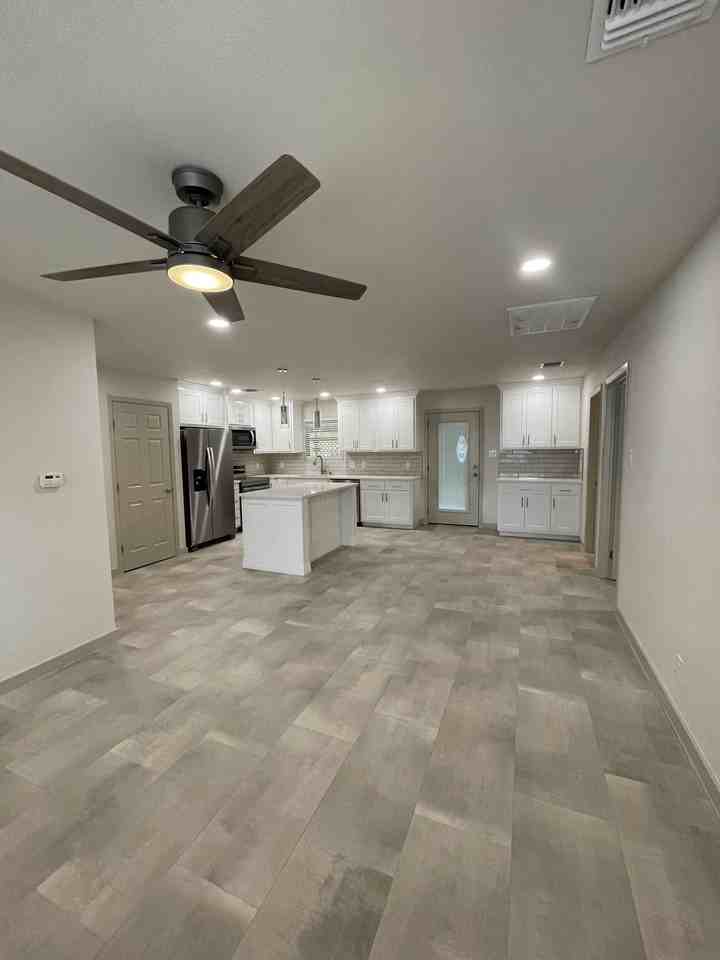 109 Green Meadows Blvd - Photo 7 of 18