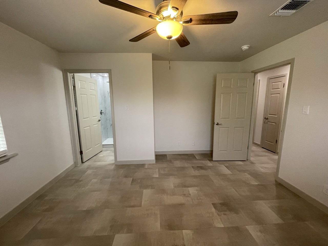 109 Green Meadows Blvd - Photo 4 of 18