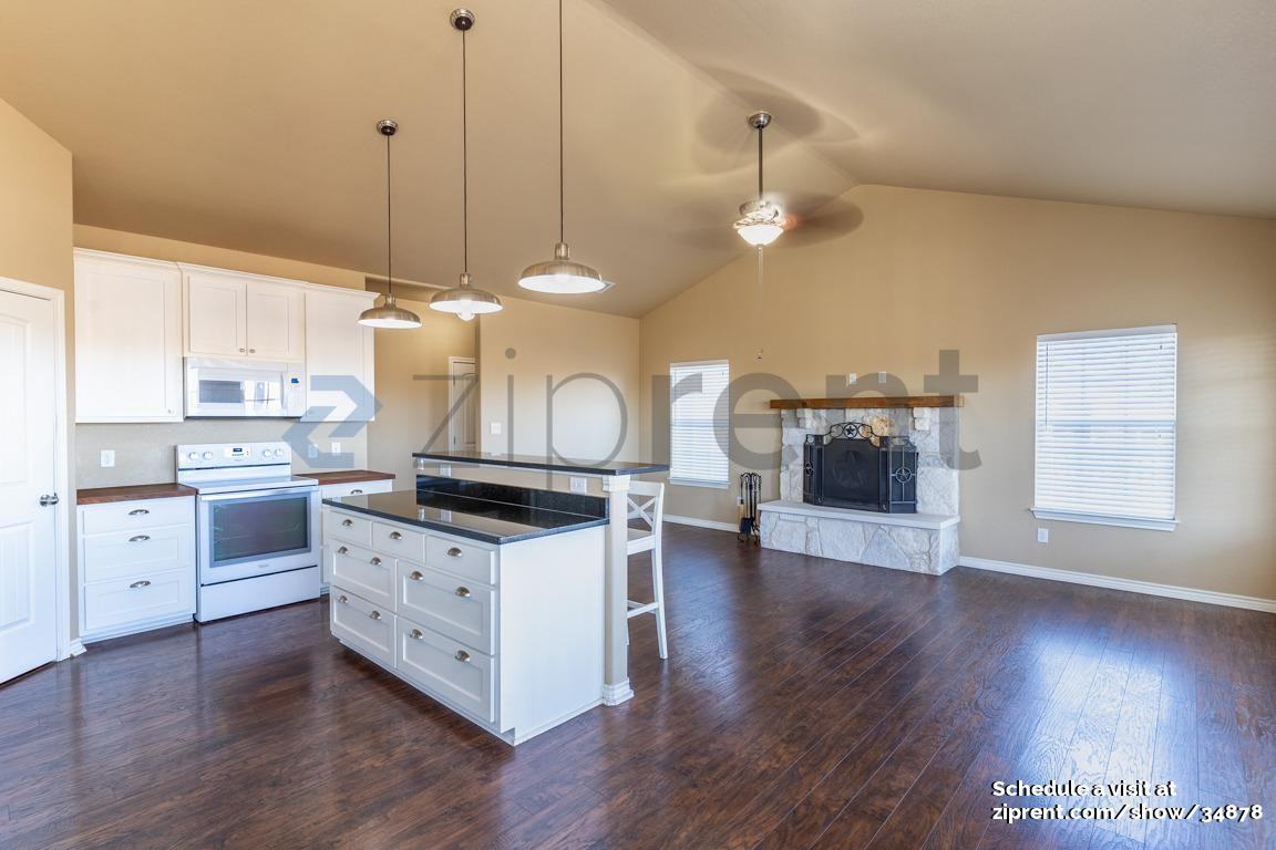 1885 County Road - Photo 4 of 41