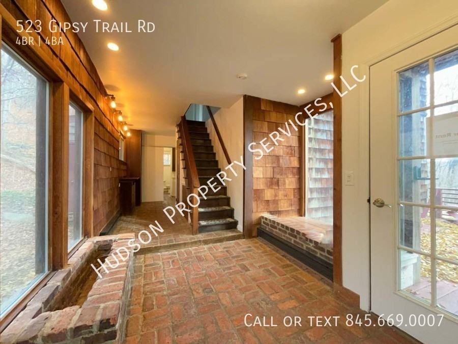 523 Gipsy Trail Rd - Photo 2 of 20