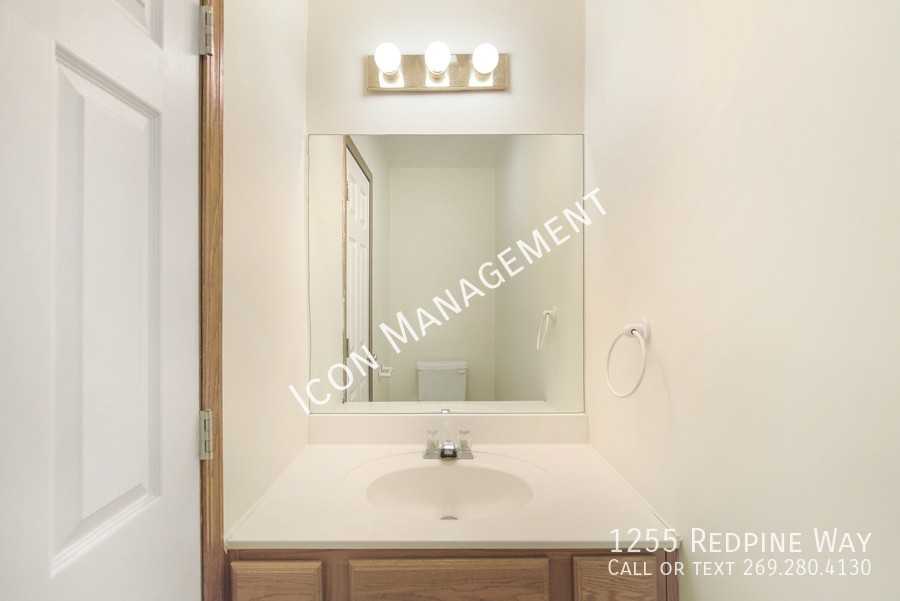 1255 Redpine Way #1255REDPIN - Photo 7 of 23