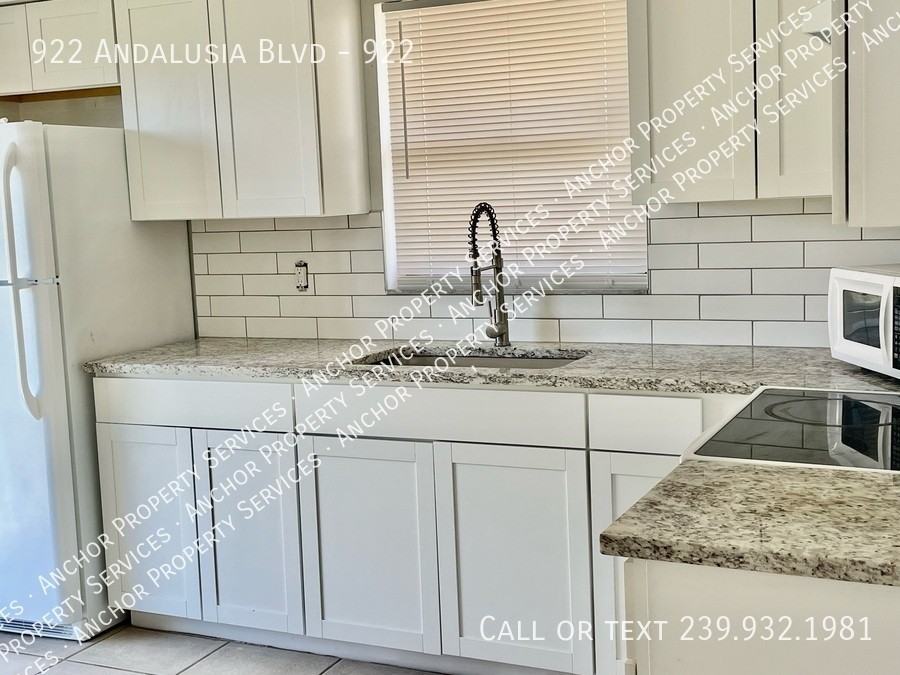 922 Andalusia Blvd #922 - Photo 3 of 10