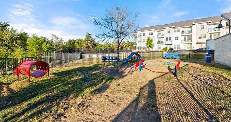 Lakeline Crossing Apartments - Photo 7 of 38