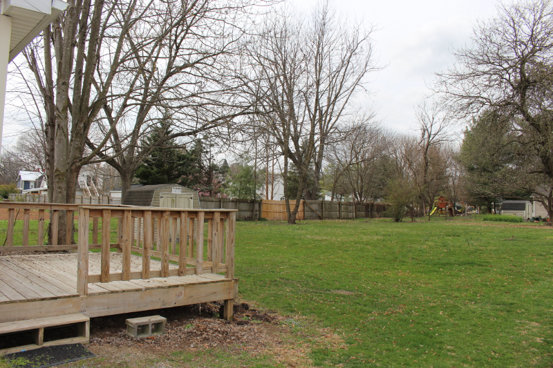 251 N Grove St - Photo 2 of 16