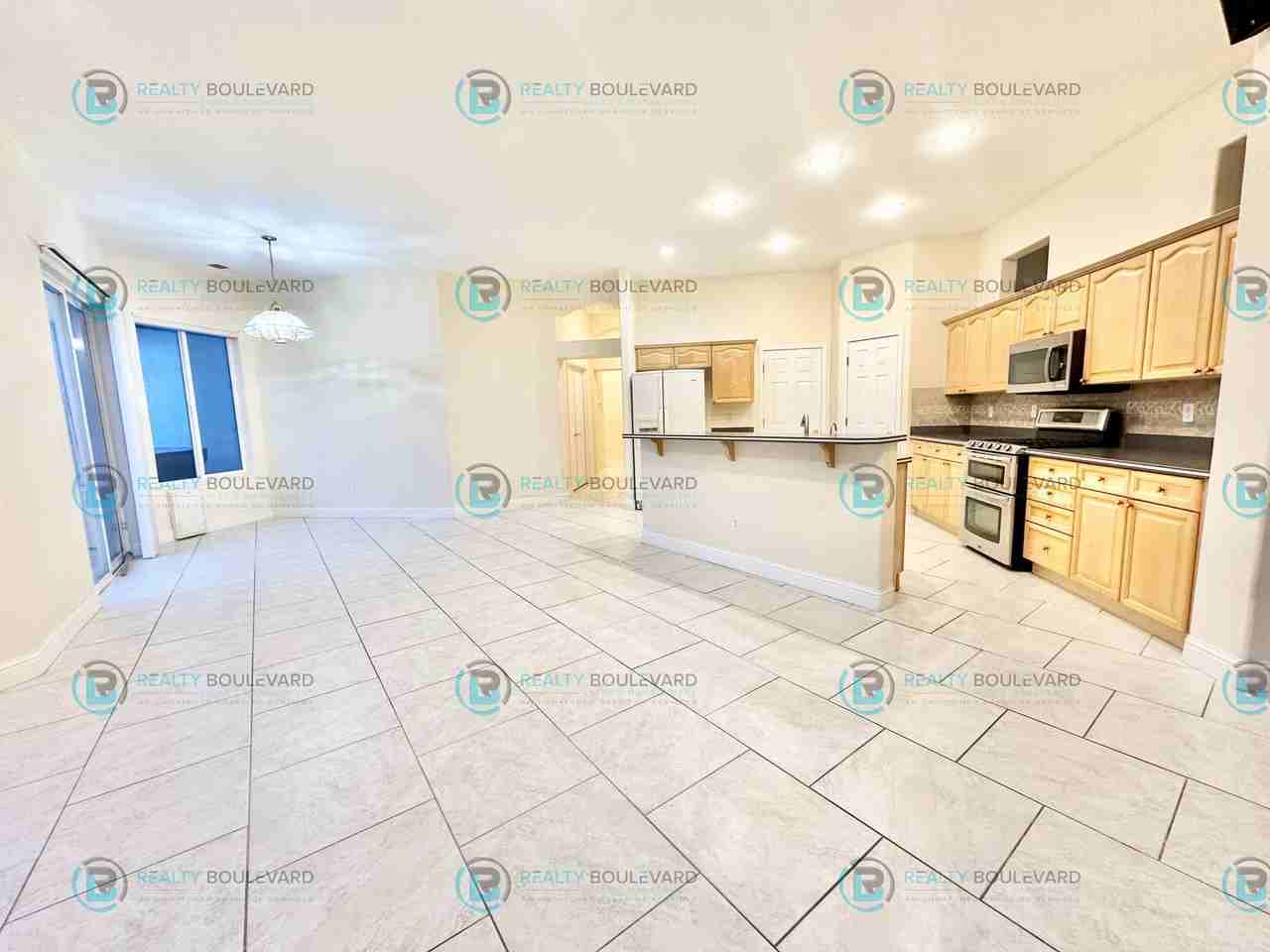 1775 Oxcart Ct - Photo 7 of 50