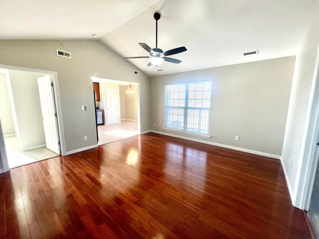 1133 Welsh Dr - Photo 3 of 17