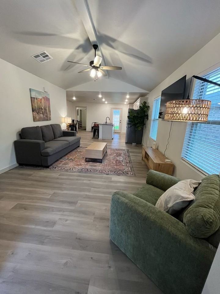 7701 Date Ave