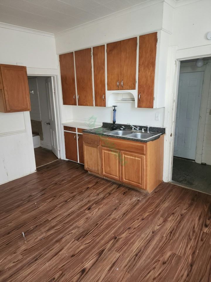 2831 Elm Street - Photo 2 of 14