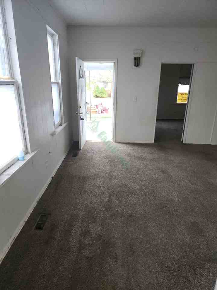 2831 Elm Street - Photo 4 of 14