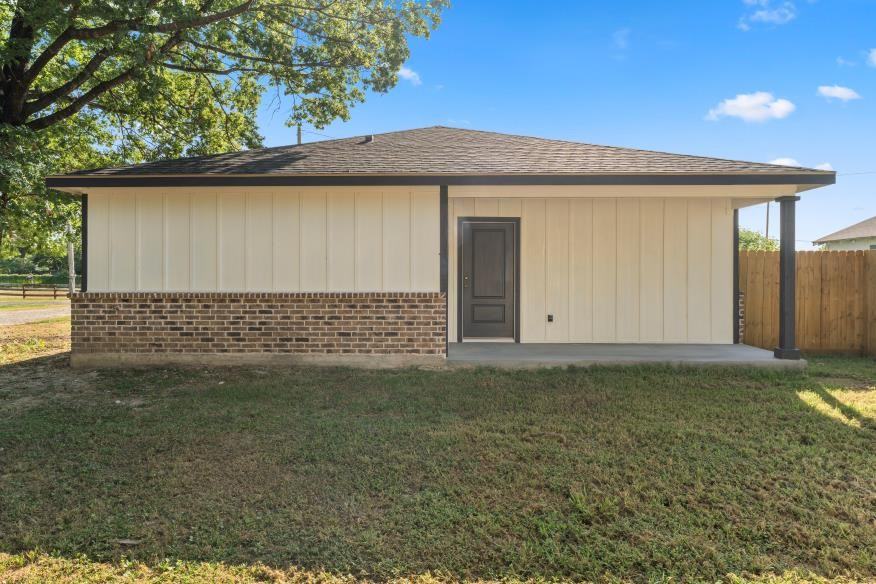 806 S Main St #NA - Photo 3 of 16